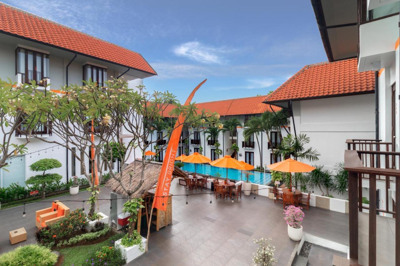 Harris Hotel Kuta Tuban Bali מראה חיצוני תמונה